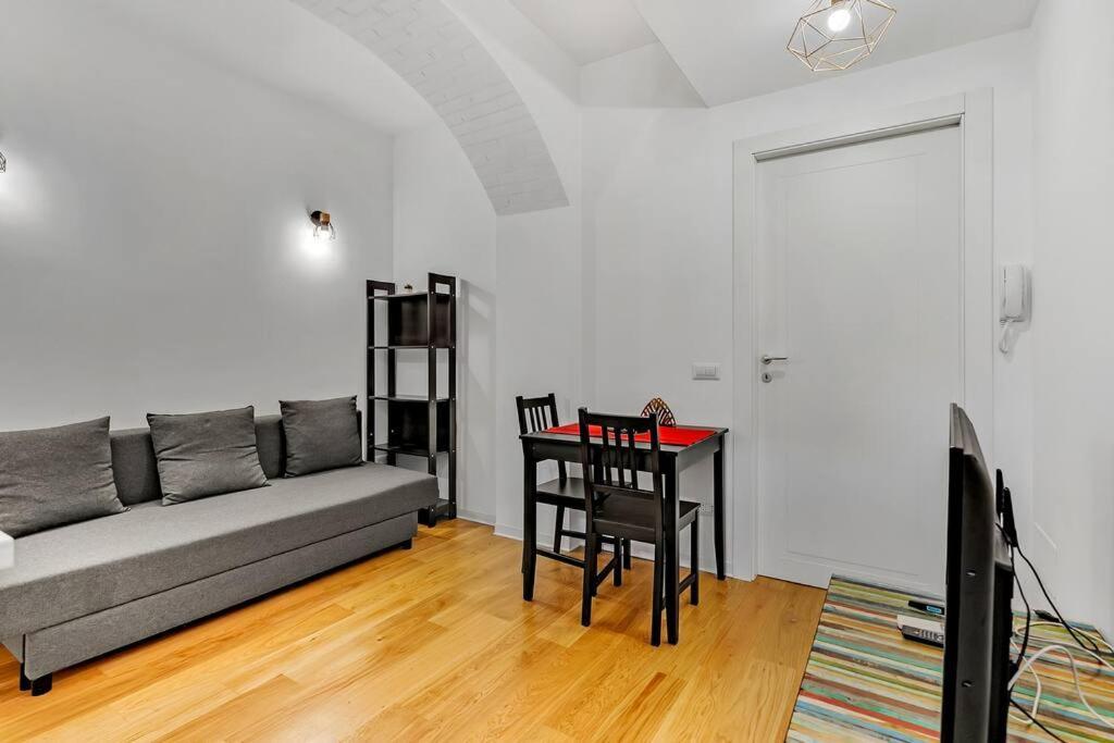Alessia'S Flat - San Luigi Apartman Milánó Kültér fotó